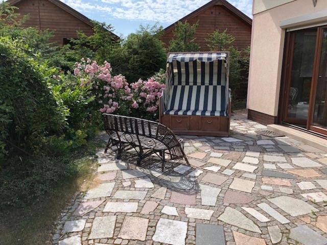 Dom Caloroczny Sarbinowo Vila Exterior foto